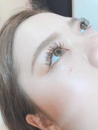 マツエク・マツパ Li'a eyelashsalon所属・Li'a【リア】 成瀬なぎ子のマツエク・マツパデザイン