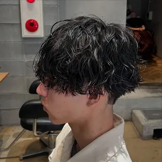 メンズ みわ/博多 ブリーチ/カラーのヘアスタイル