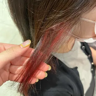 カラー 安達 葵のヘアスタイル