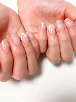 ネイル Lilly nail Mikuのネイルデザイン
