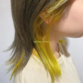 ミディアム カラー 梅田ハイトーン チダ ヒナノのヘアスタイル