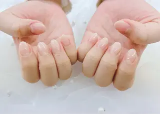 ネイル Ranon所属・ᴿᴬᴺᴼᴺ 🤍 𝐴𝑌𝐴𝐾𝐴のネイルデザイン