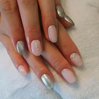 ネイル Fleur 【フルール】のネイルデザイン