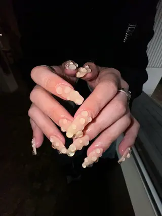 ネイル handsome所属・miura ichikaのネイルデザイン