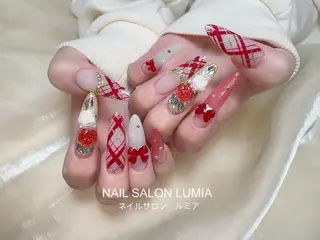ネイル ネイルサロン ルミア Lumia 店長のネイルデザイン