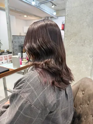 セミロング カイリ /レイヤーカットのヘアスタイル