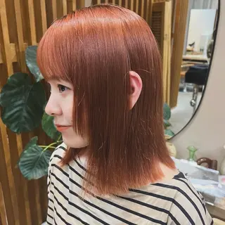 ミディアム カラー 阿久津真衣 似合わせカットのヘアスタイル