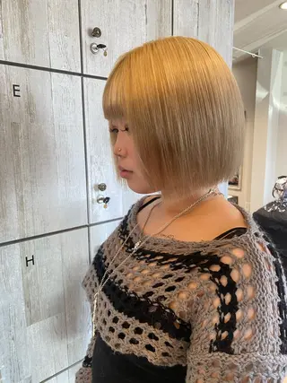 ショート カラー あいさ🤍ムラ無しカ ラー🤍のヘアスタイル