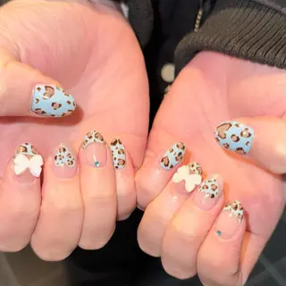 ミディアム 小川 柚香のネイルデザイン