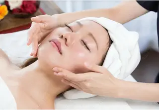 Tairacchi ﾀｲﾗｯﾁのネイルデザイン