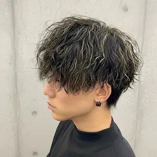 ショート パーマ headstock所属・伊藤 慎之助のヘアスタイル