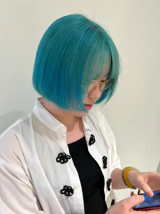 カラー 久永 菫のヘアスタイル