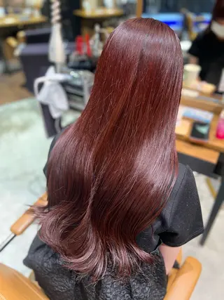 ロング AVANCE.ens AKARIのヘアスタイル