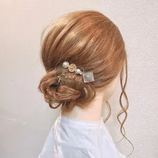 セミロング ヘアアレンジ an池袋本店所属・🌷吉野ひかり🌷 カットモデル募集✂️のヘアスタイル