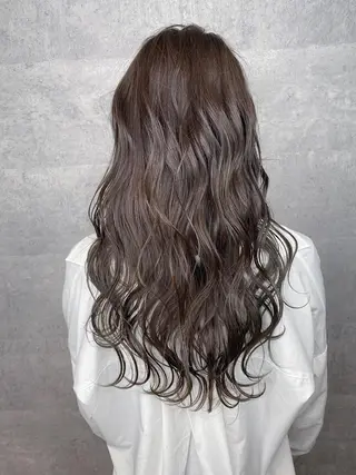 ロング カラー _WHITE 天王寺のヘアスタイル