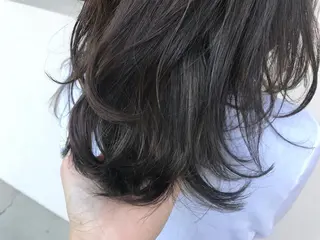 セミロング カラー 中村 瑞希のヘアスタイル