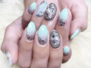 ネイル Ruri. hのネイルデザイン