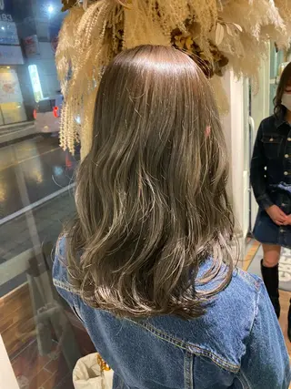 セミロング カラー 透明感カラー/韓国 ヘア🩶yuri🩵のヘアスタイル