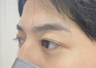 メンズ アイブロウ 佐々木 朱葉のマツエク・マツパデザイン