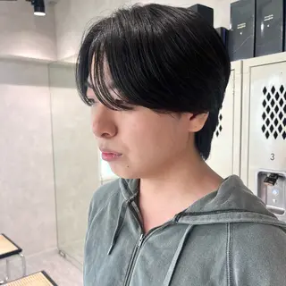 ショート メンズ メンズセンターパート /フェザーパーマのヘアスタイル