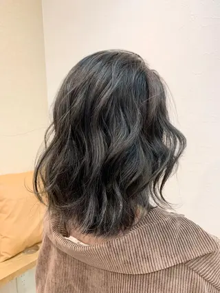 ミディアム カラー yuri🌼 NUMBER 天王寺のヘアスタイル