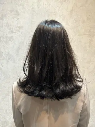 セミロング カラー ヘアアレンジ SHANTi 飯塚 ヘアセット/髪質改善のヘアスタイル