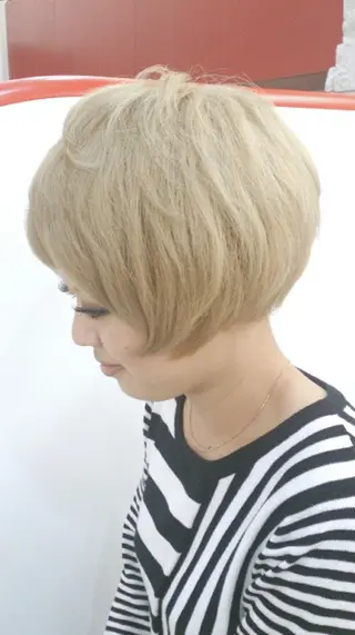 ショート カラー Le Lien カジのヘアスタイル