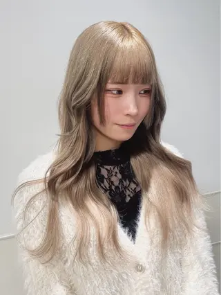 ロング りおな/エクステ /ミルクティーカラーのヘアスタイル