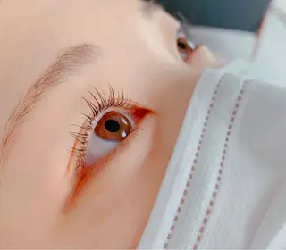 パーマ マツエク・マツパ 梅田駅近！半個室 M'sアイブロウの眉毛・アイブロウイメージ