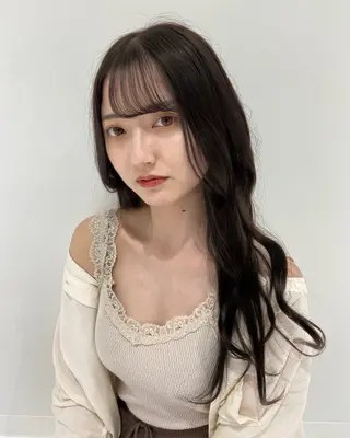 ロング カラー パーマ ヘアアレンジ メンズ rei／透明感カラー ／オリーブグレージュのヘアスタイル