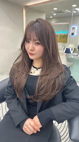 ロング カラー ブリーチなし レイヤーKYONのヘアスタイル