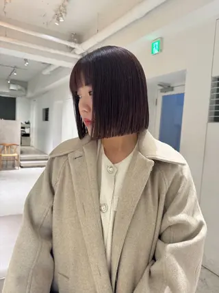 ミディアム カラー 髙橋一哉　ブリーチ/ ベージュカラーのヘアスタイル