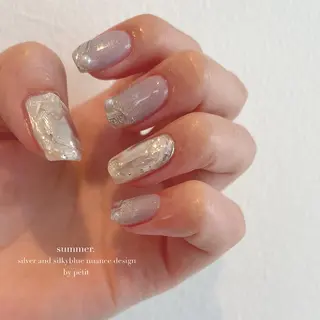 ネイル essence所属・pétit maakoのネイルデザイン