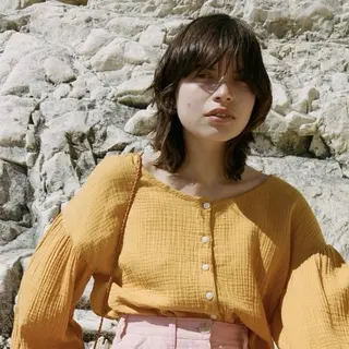 ミディアム 暖色・パーマ 🌼クニトウメイのヘアスタイル