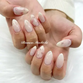 ネイル Bianca 🪽 Nakajimaのネイルデザイン