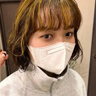 ショート カラー 中村 友香のヘアスタイル