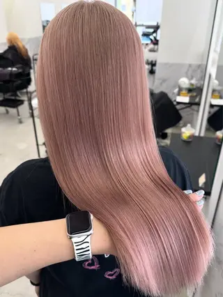 ロング カラー ヘアアレンジ GO TODAY シェアサロン 原宿本店所属・原宿ハイトーンカラー 🌼みるい🌼のヘアスタイル