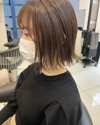 ミディアム 透明感カラー/ くびれヘア/館岡俊平のヘアスタイル