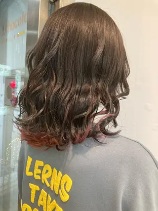 ミディアム 暖色系カラー❤️櫻井 亜美のヘアスタイル