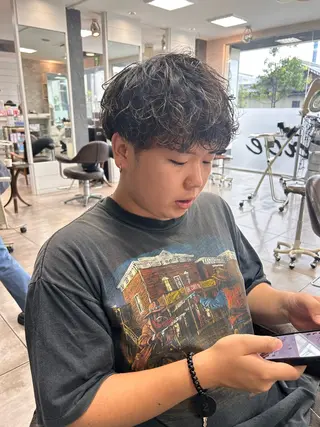 カラー メンズ インナー×縮毛矯正 ピンクカラー澤井里菜のヘアスタイル