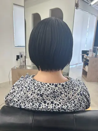 ショート noa  🦋 ブリーチ/暖色のヘアスタイル