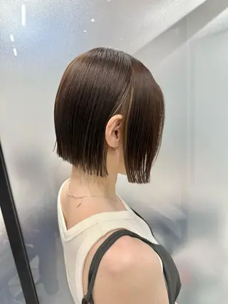 ショート SALOWIN心斎橋Suite店所属・ブリーチ毛にもできる 縮毛矯正|鷹司郎のヘアスタイル