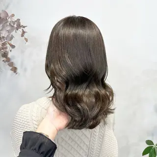 ミディアム ピンク・ラベンダー 艶カラー🍁かえでのヘアスタイル