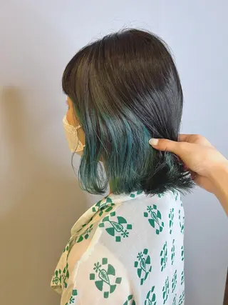 ミディアム カラー 宮原 佳苗のヘアスタイル