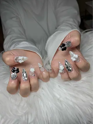 ネイル Queen Nail 　クイーンネイルのネイルデザイン