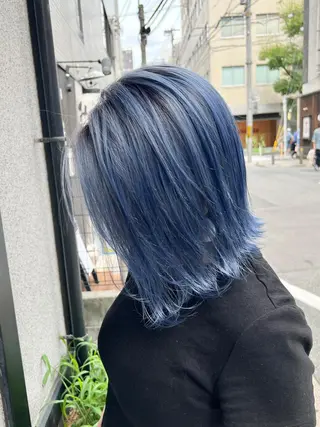 ショート カラー Via officialのヘアスタイル