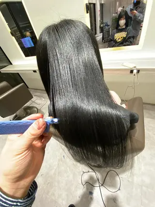 ロング ムトウセイマ/艶髪 /艶ケアWブリーチのヘアスタイル