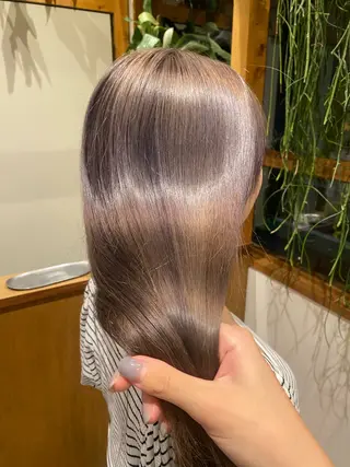 セミロング カラー ENIF ヤマグチアツコのヘアスタイル