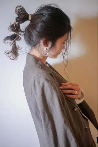 ロング カラー 伊藤 裕貴のヘアスタイル