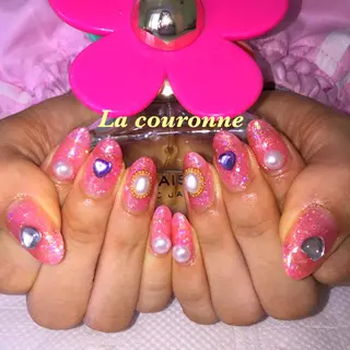 ネイル Lacouronne NATSUMIのネイルデザイン